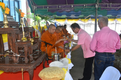 กิจกรรม ทำบุญเจริญพระพุทธมนต์และถวายภัตตาหารเพลแด่พระสงฆ์ ... พารามิเตอร์รูปภาพ 1