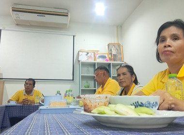 ประชุมคณะกรรมการประจำเดือน ของ ... พารามิเตอร์รูปภาพ 3