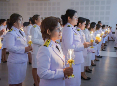 พิธีถวายเครื่องราชสักการะและวางพานพุ่มทอง พุ่มเงิน ... พารามิเตอร์รูปภาพ 5