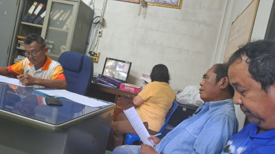 เข้าร่วมประชุมคณะกรรมการ สกย.บ้านควนออก จก. พารามิเตอร์รูปภาพ 1