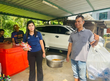 เปิดโรงครัวทำข้าวกล่องพร้อมขนมหวานและน้ำดื่มแจกให้กับผู้ประสบอุทกภัย ... พารามิเตอร์รูปภาพ 8