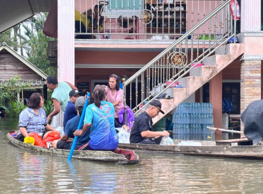 เปิดโรงครัวทำข้าวกล่องพร้อมขนมหวานและน้ำดื่มแจกให้กับผู้ประสบอุทกภัย ... พารามิเตอร์รูปภาพ 15