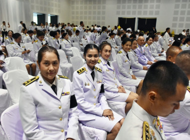 พิธีวางพุ่มดอกไม้ถวายบังคม พารามิเตอร์รูปภาพ 1