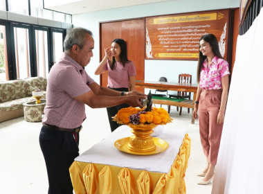 พิธีทรงน้ำพระ เนื่องในวันสงกรานต์ ประจำปี 2566 พารามิเตอร์รูปภาพ 7