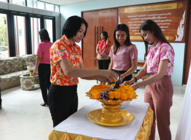 พิธีทรงน้ำพระ เนื่องในวันสงกรานต์ ประจำปี 2566 พารามิเตอร์รูปภาพ 16