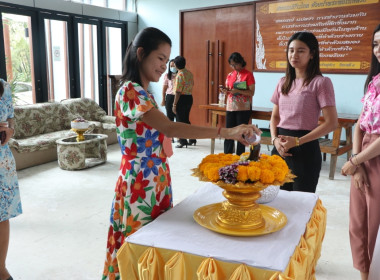 พิธีทรงน้ำพระ เนื่องในวันสงกรานต์ ประจำปี 2566 พารามิเตอร์รูปภาพ 25