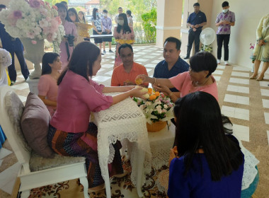 รดน้ำขอพรท่านผู้ว่าราชการจังหวัดพัทลุง พารามิเตอร์รูปภาพ 5