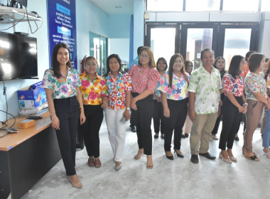 พิธีรดน้ำขอพรวันสงกรานต์ ประจำปี 2567 พารามิเตอร์รูปภาพ 7