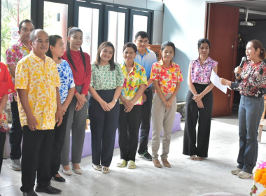 พิธีรดน้ำขอพรวันสงกรานต์ ประจำปี 2567 พารามิเตอร์รูปภาพ 12