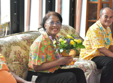 พิธีรดน้ำขอพรวันสงกรานต์ ประจำปี 2567 พารามิเตอร์รูปภาพ 76