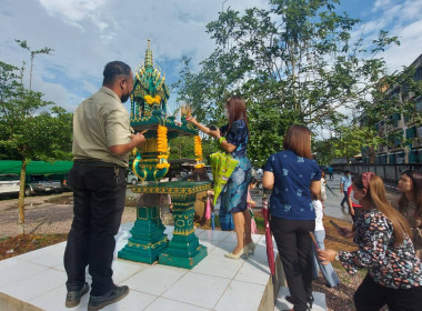 ร่วมจัดพิธีไหว้สักการะศาลพระภูมิ เพื่อเป็นสิริมงคล ... พารามิเตอร์รูปภาพ 19